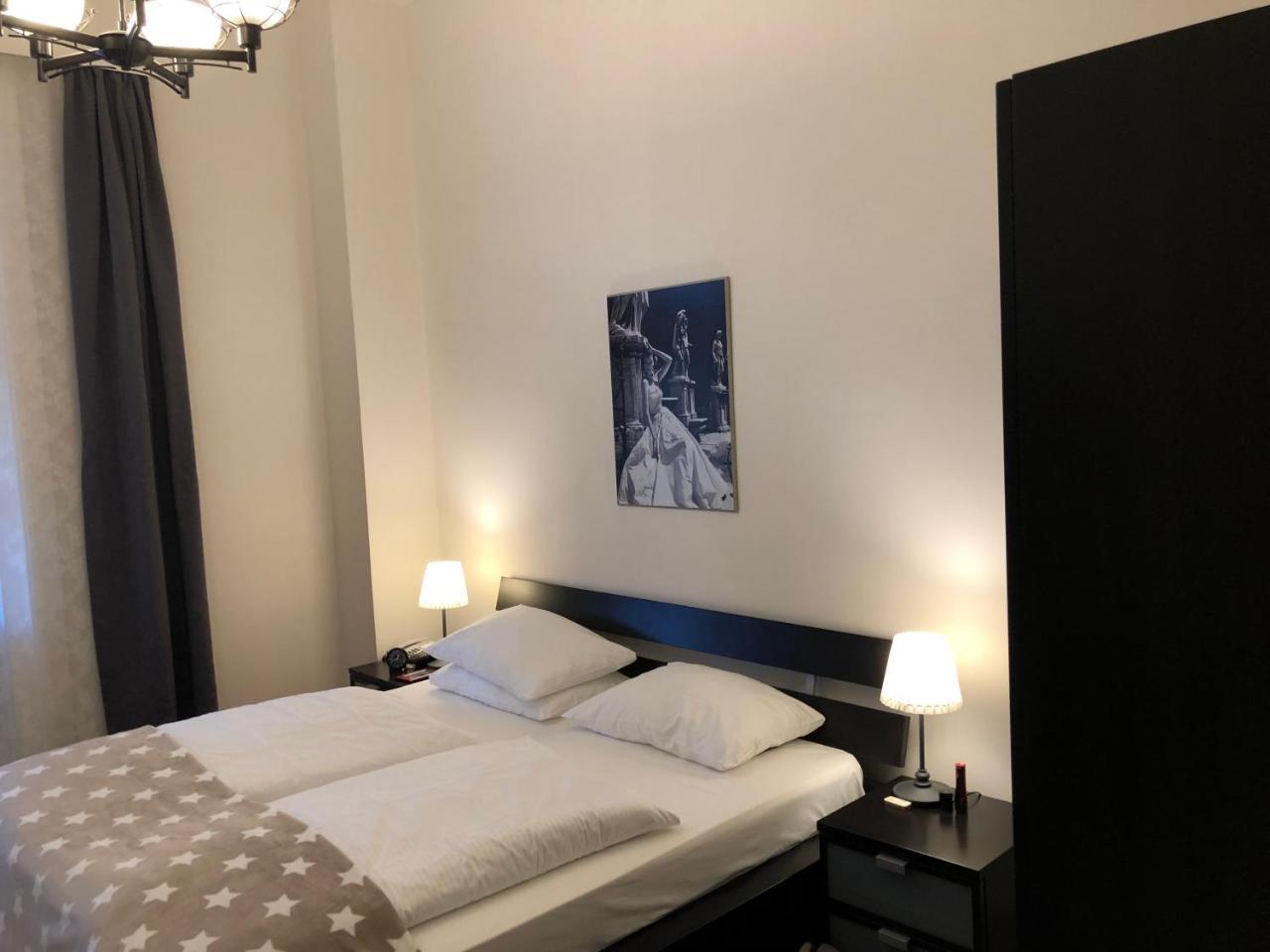Hotel Fresena Im Dammtorpalais Hamburg Eksteriør bilde