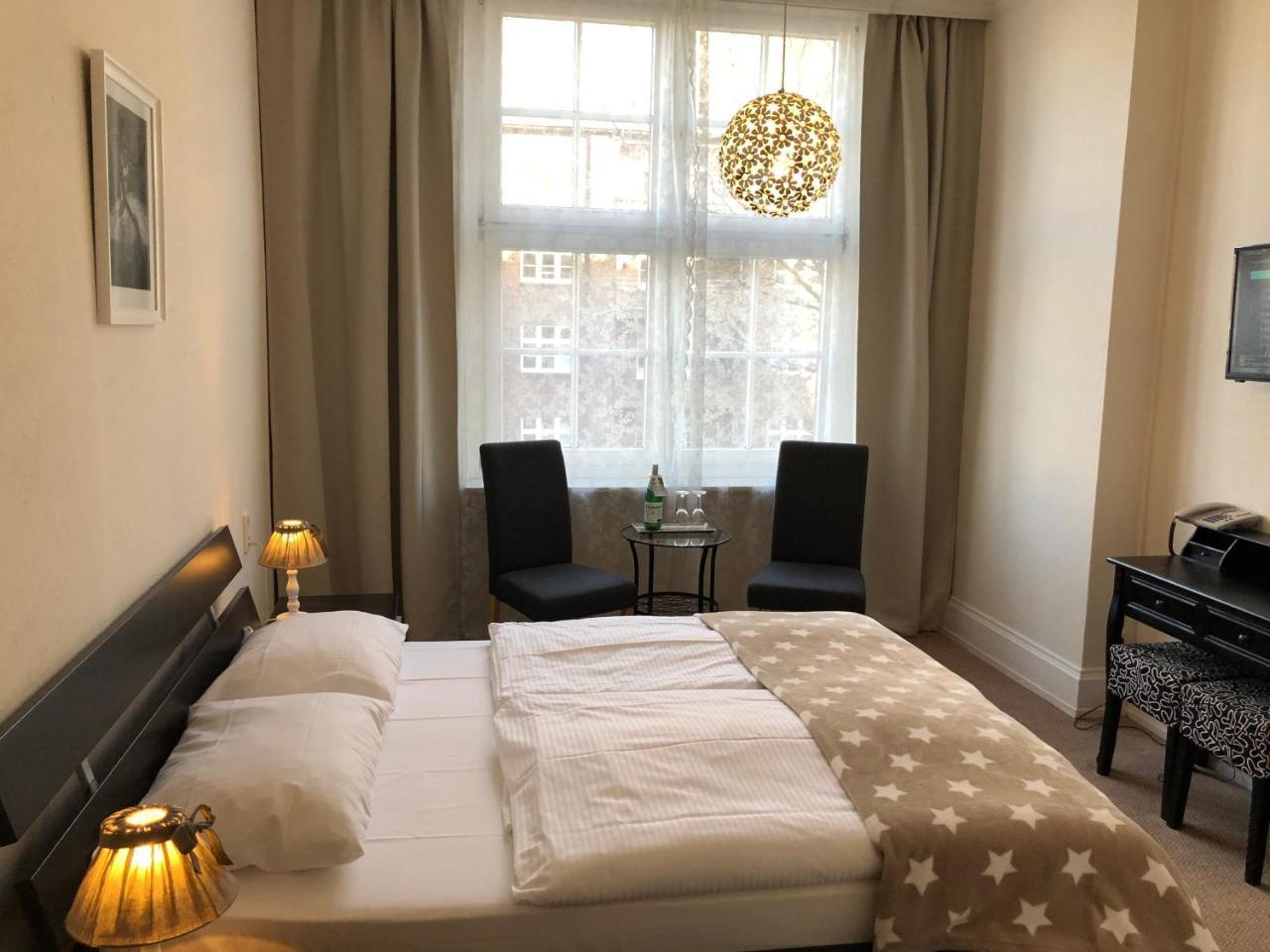 Hotel Fresena Im Dammtorpalais Hamburg Eksteriør bilde