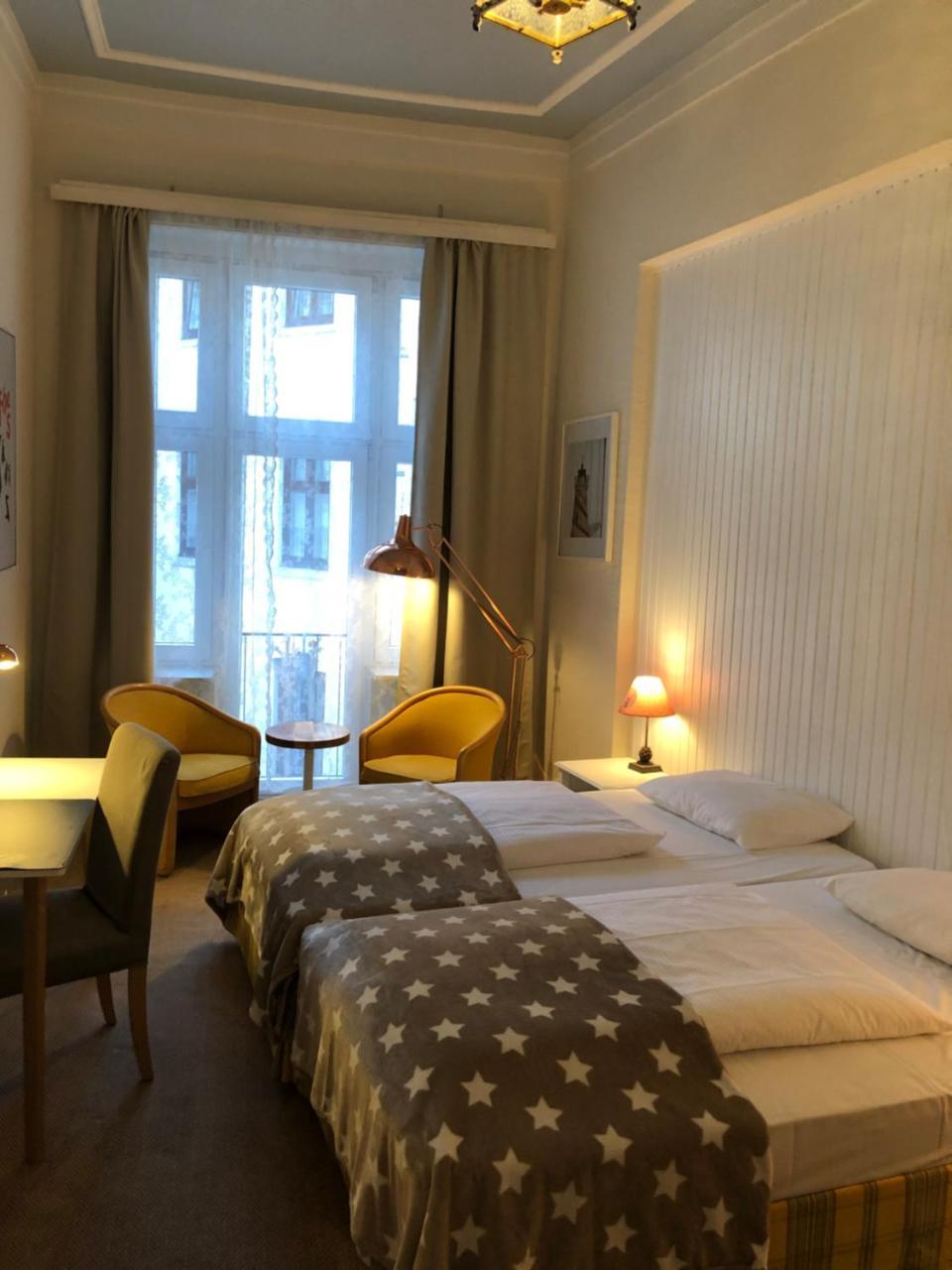 Hotel Fresena Im Dammtorpalais Hamburg Eksteriør bilde